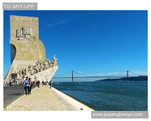 队友的妻子竟是足球界的超级明星揭开她的传奇故事与成就